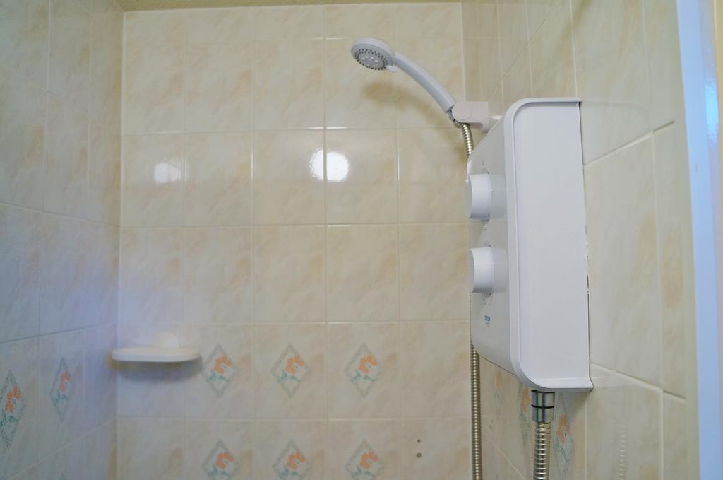 The Captain Guesthouse Scarborough Bilik gambar